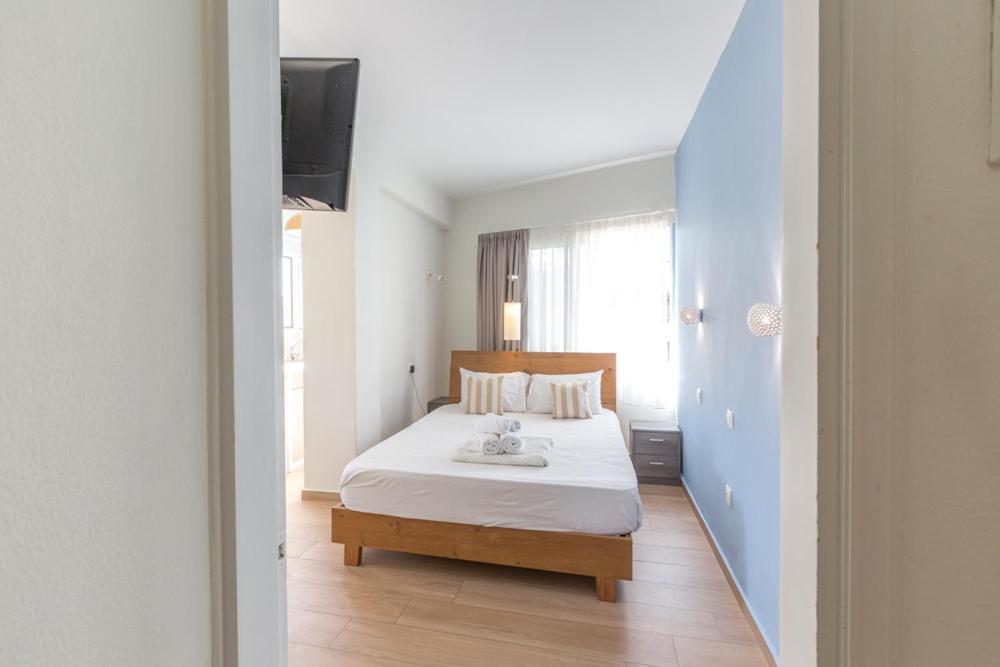העיירה רתימנו Theo Apartments מראה חיצוני תמונה